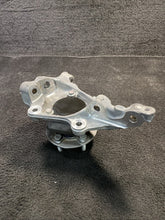 84169867 2022-2025 Cadillac CT5-V Front Right Passenger Spindle Knuckle Hub OEM 84169867