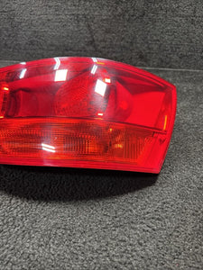 2007 Audi Q7 Right Taillight Lamp OEM