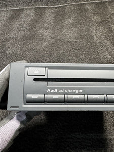 8E0035111D 2006-2008 Audi A3 A4 S4 CD Changer Player Receiver OEM 8E0035111D