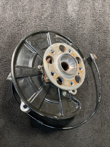 A1724230120 12-20 Mercedes SLK250 Rear left Spindle Knuckle Wheel Hub OEM A1724230120