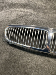 1X435510AE 2002-2008 Jaguar X-Type Front Upper Chrome Bezel Grille Grill OEM 1X43-5510-AE