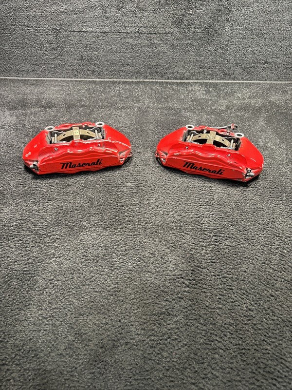 2017 Maserati Ghibli Front Brake Calipers Set 4 Piston OEM Red