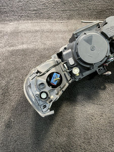 89008305 2002-2005 Saab 9-5 Valeo Headlight Assy Right Passenger HID Xenon OEM 89008305