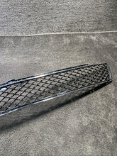 42790214 2025 Cadillac CT5-V Front Bumper Lower Grille OEM 42790214