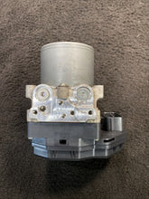 89541-24120 2016-2019 Lexus RC300 RC350 ABS Anti Lock Brake Pump OEM 89541-24120