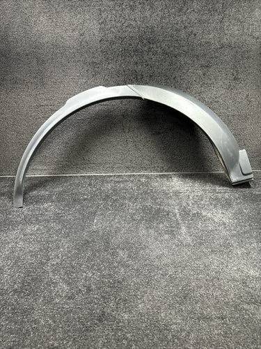 HY32290E32AC 2018 Land Rover Discovery Rear Right Fender Flair Molding OEM HY32290E32AC