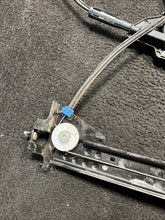 600655100G 2015 Tesla Model S Front Left Door Window Regulator & Motor OEM 600655100G