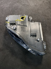 92101-G9500 22-23 Genesis G70 Front Left Driver Headlight Lamp LED OEM *DAMAGED* 92101-G9500