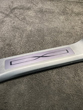 1105145-00-B 16-20 Tesla Model X Rear Left Driver Side Door Sill Trim Cover OEM 1105145-00-B