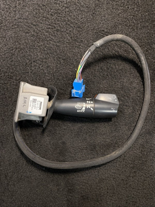 Q21-6117-181 F 2019 Kenworth T880 Paccar Shift Control Engine Brake Switch OEM Q21 6117 181 F