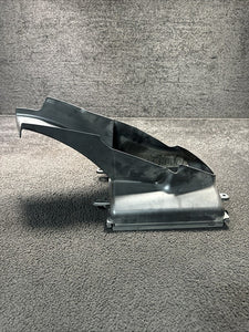 670002898 2014 Maserati Quattroporte Front Right Side Intercooler Air Duct OEM 670002898