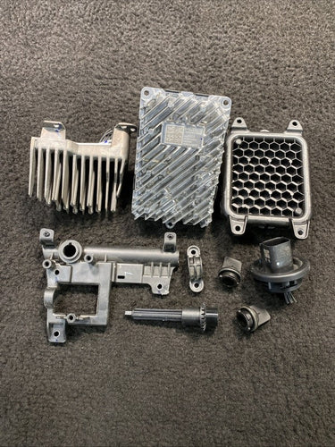 13526414 2025 Cadillac CT5-V Right Passenger Headlight Ballast Module Parts Set OEM