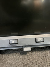 462200-5408 05-09 Range Rover Information Display Screen Radio Navigation OEM 462200-5408