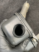 2118312 2019 Kenworth T880 MX-13 Paccar Inlet Silencer OEM 2118312