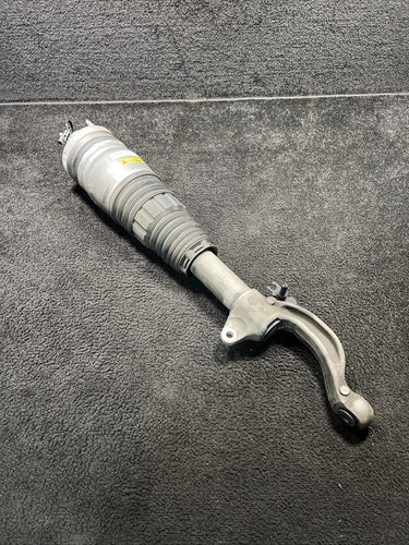 06700374380 2017 Maserati Levante Front Right Air Shock Strut Absorber OEM 06700374380