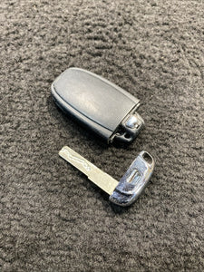 810.959.754 2010 Audi Q5 Smart Key Fob Keyless Remote Button OEM 810.959.754