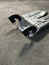 2020 Porsche Macan GTS Front Center Console Arm Rest Black OEM