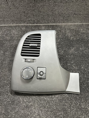 20935566 2013 Chevrolet Silverado 2500 LH Headlight Switch Air Vent Trim OEM 20935566