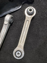 2015 Maserati Ghibli Rear Left Control Arm Set OEM