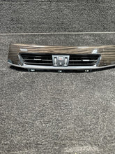 9292740 2016 BMW X1 Front Dash Wood Trim W/ Air Vents OEM 9292740