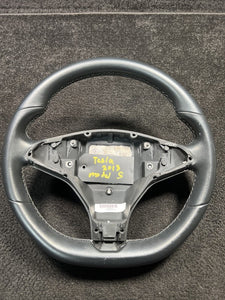 102897000A 2013 Tesla Model S Steering Driver Wheel Black Leather OEM 102897000A