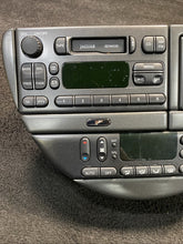 XR8F-18K878-DFLGR 1999-2002 Jaguar S-type Stereo Radio Climate Control Set OEM XR8F-18K878-DFLGR