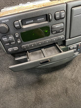 XR8F-18K878-DFLGR 1999-2002 Jaguar S-type Stereo Radio Climate Control Set OEM XR8F-18K878-DFLGR