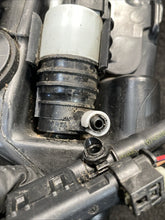 A2058600260 2018 Mercedes E63s AMG Front Windshield Washer Reservoir Tank OEM A2058600260