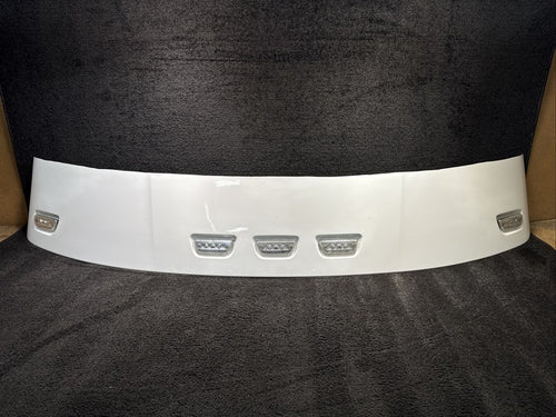 2019 Kenworth Construction T880 Roof Fairing Wind Deflector W/ Lights White