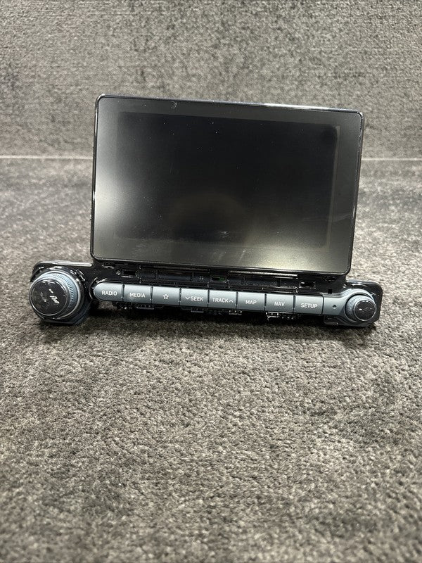 96560-K2040 2020 Hyundai Venue Navigation Radio Receiver W/ Display Screen OEM 96560-K2040