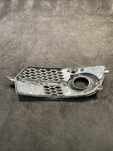 8R0807681S 2013-2017 Audi Q5 Left Driver Bumper Grille W/ Sensor Hole OEM 8R0807681S