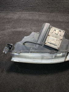 89008305 2002-2005 Saab 9-5 Valeo Headlight Assy Right Passenger HID Xenon OEM 89008305