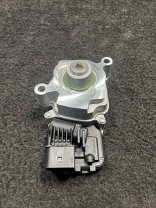 95B927755 2020 Porsche Macan GTS 2.9L Transfer Case Actuator Control Module OEM 95B927755