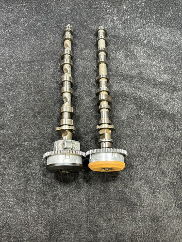 11317613931, 11317604875 2016 BMW X6M S63 Engine RH Intake And Exhaust Camshaft Assembly Pair OEM