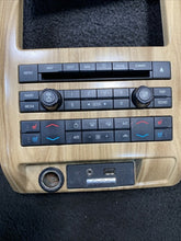 BL8T-18A802-DD 11-12 Ford F150 Radio Face Climate Control Panel Wood Grain OEM BL8T-18A802-DD