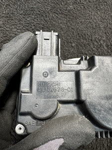 2003-2004 Nissan Pathfinder Throttle Body OEM