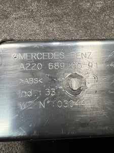 A2206890091 2002 Mercedes Benz S430 Dashboard Glove Box Storage Compartment OEM A2206890091