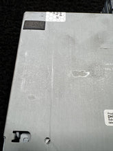 4L0035110 2007 Audi Q7 6 Disc CD Changer Unit OEM 4L0035110