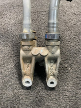 2051978 2019 Kenworth T880 MX-13 Paccar Fuel System Bracket OEM 2051978