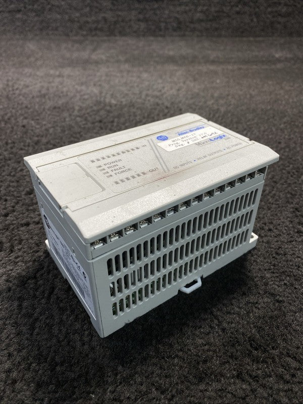 Allen-Bradley 1761-L16BWA Series E MicroLogix 1000 Digital Input Controller