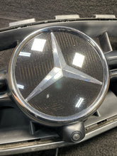 2018 Mercedes E63s AMG Front Bumper Upper Grille Assembly W/ Camera OEM