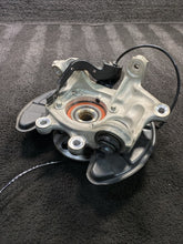 A1724230120 12-20 Mercedes SLK250 Rear left Spindle Knuckle Wheel Hub OEM A1724230120