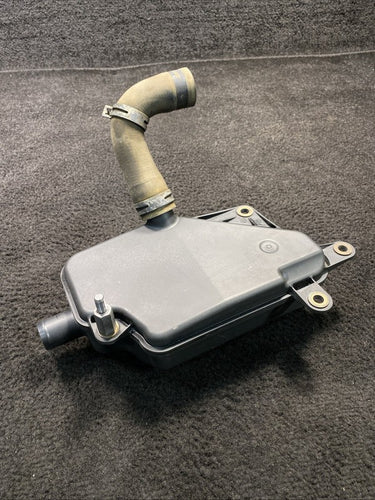 2118312 2019 Kenworth T880 MX-13 Paccar Inlet Silencer OEM 2118312