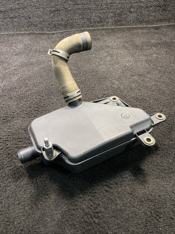 2118312 2019 Kenworth T880 MX-13 Paccar Inlet Silencer OEM 2118312