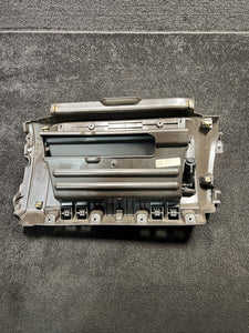 84428266 20 GMC Sierra 2500 Front Dash Lower Glove Box Storage OEM Walnut Brown 84428266