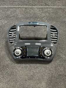 2012 Nissan Juke Front Dash AC Heater Climate Control Panel W/ Trim Bezel OEM