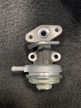 25620-75050 1995-2004 Toyota Tacoma Pickup 2.4L 2.7L 3RZFE EGR Valve W/ Gaskets 25620-75050