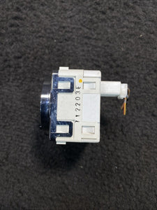 25810ZQ10A 2008-2010 Infiniti QX56 Dash Analog Clock OEM 25810ZQ10A