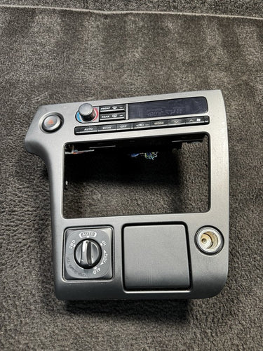 2003-2004 Nissan Pathfinder Dash Radio Trim HVAC 4WD Control OEM