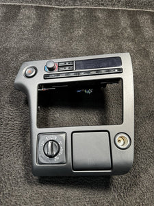 2003-2004 Nissan Pathfinder Dash Radio Trim HVAC 4WD Control OEM
